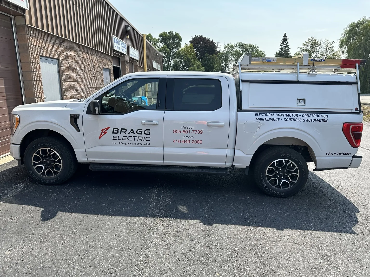 Bragg Electric service truck